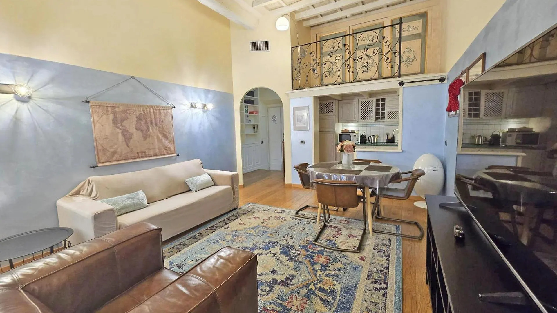 Splendid Home Pantheon Roma 0*,