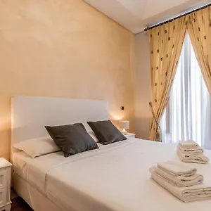 - Pietra Roma